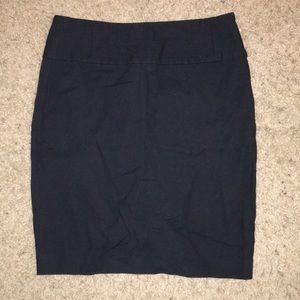 Banana Republic black pencil skirt